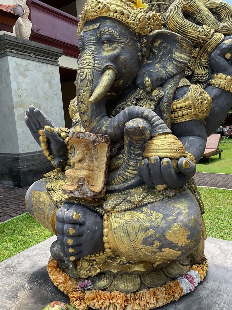 【新入荷】ガネーシャ像(夢をかなえる神様)木彫り [H20.8cm]