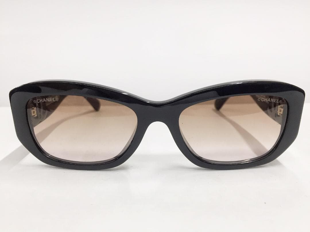 美品 CHANEL/シャネル ブラックカラー セル サングラス 5493