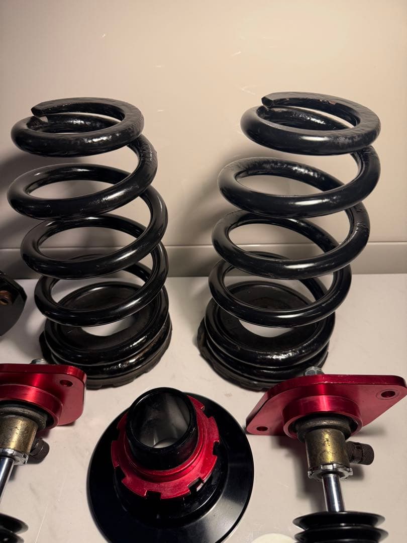 ラルグスLargus Spec S 車高調キット