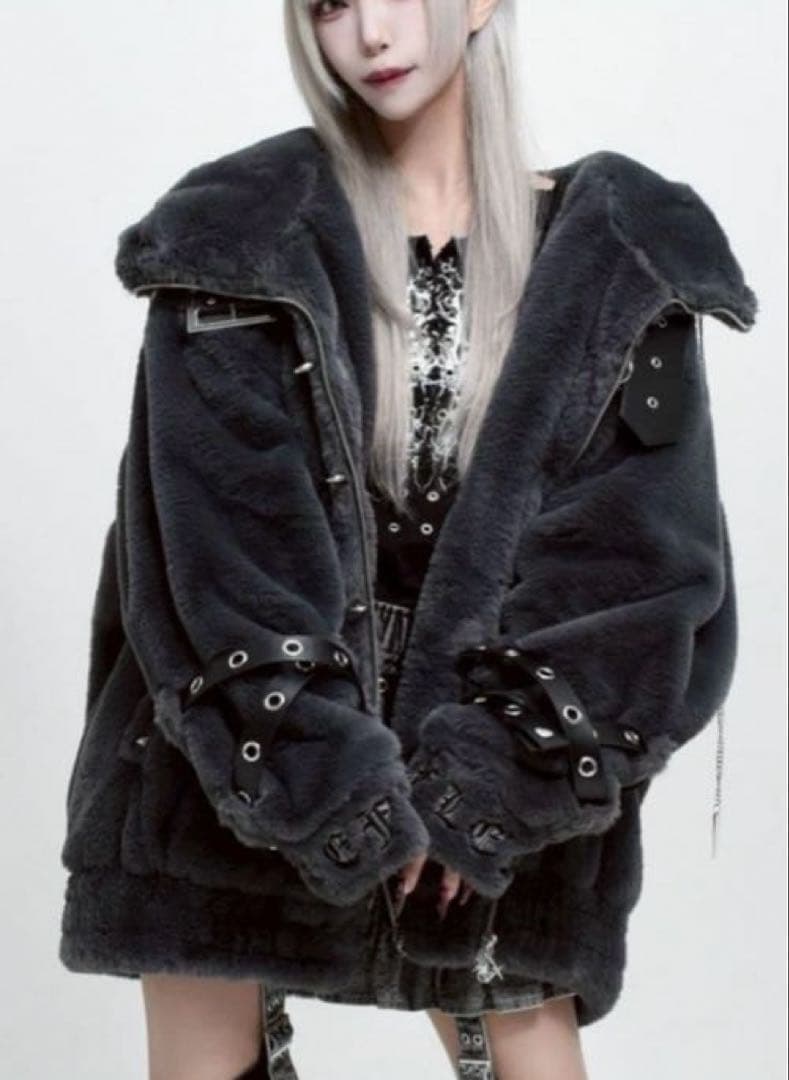 新品タグ付 REFLEM【レフレム】ベルト付きハイネックファーパーカー/グレー