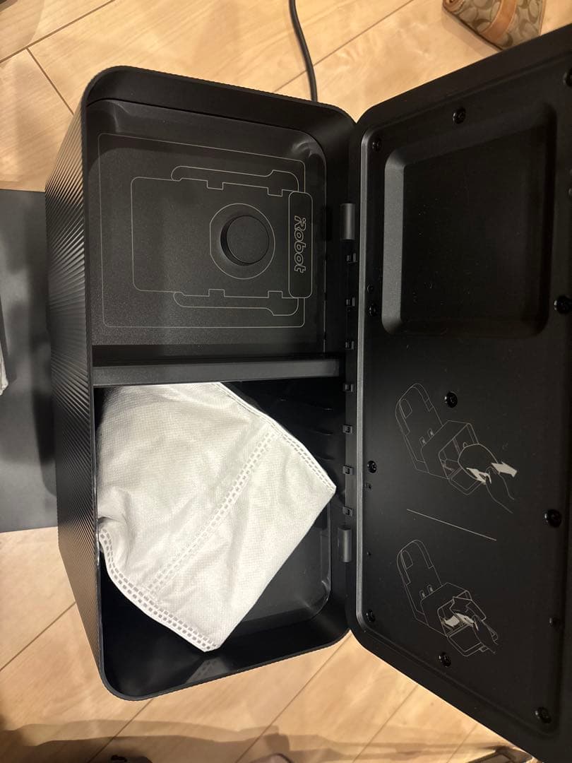 iRobot ルンバ j9+ 動作OK！定価13万超の高性能モデル【訳あり】