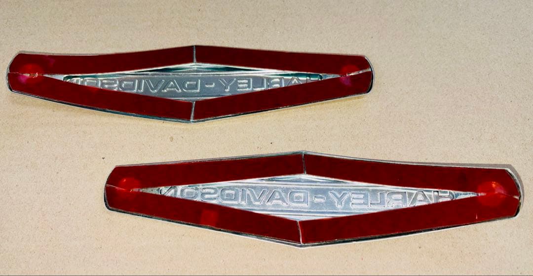 HARLEY-DAVIDSON タンクエンブレム メタル製左右セット