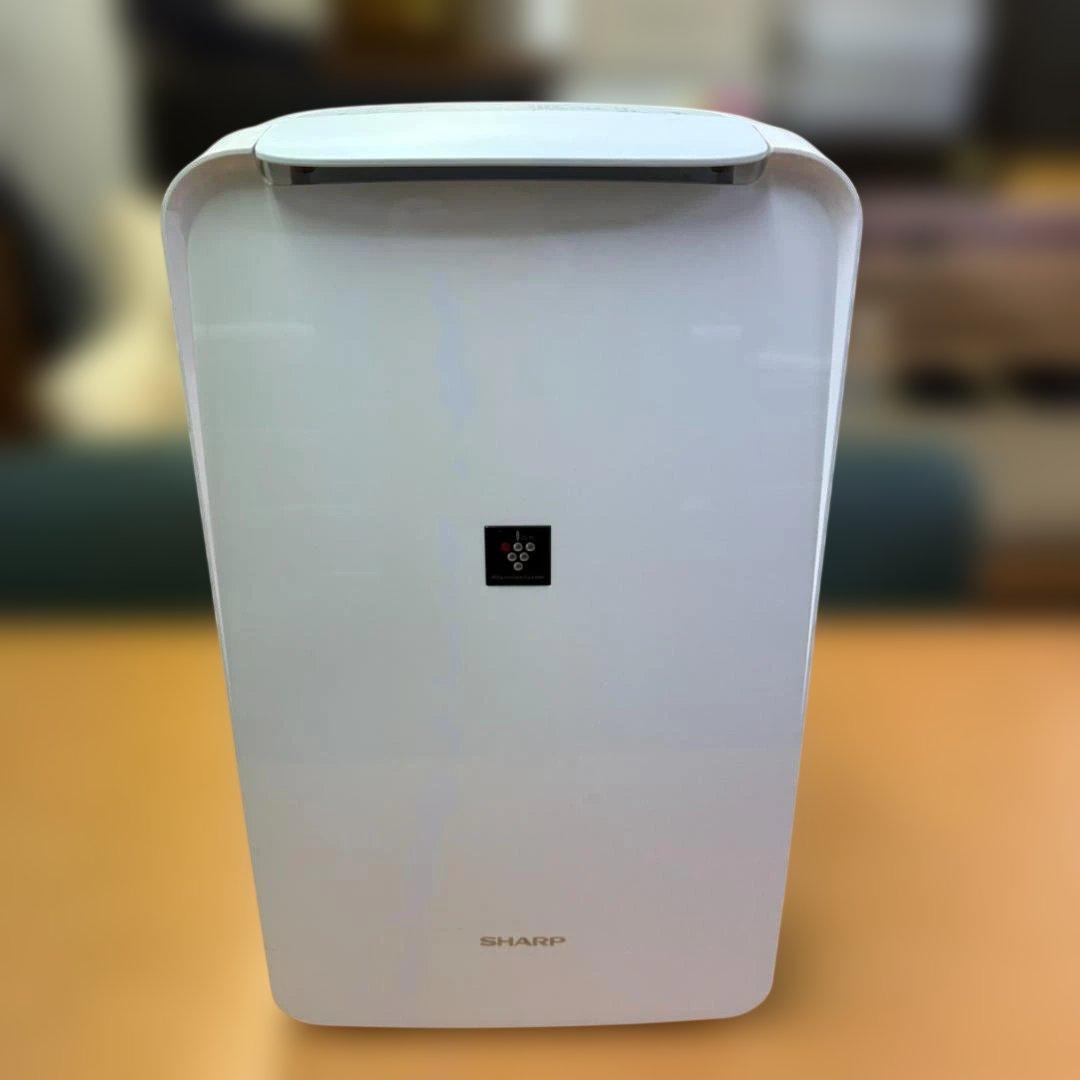 ★SHARP　除湿器　プラズマクラスター　CV-P71　2023年製