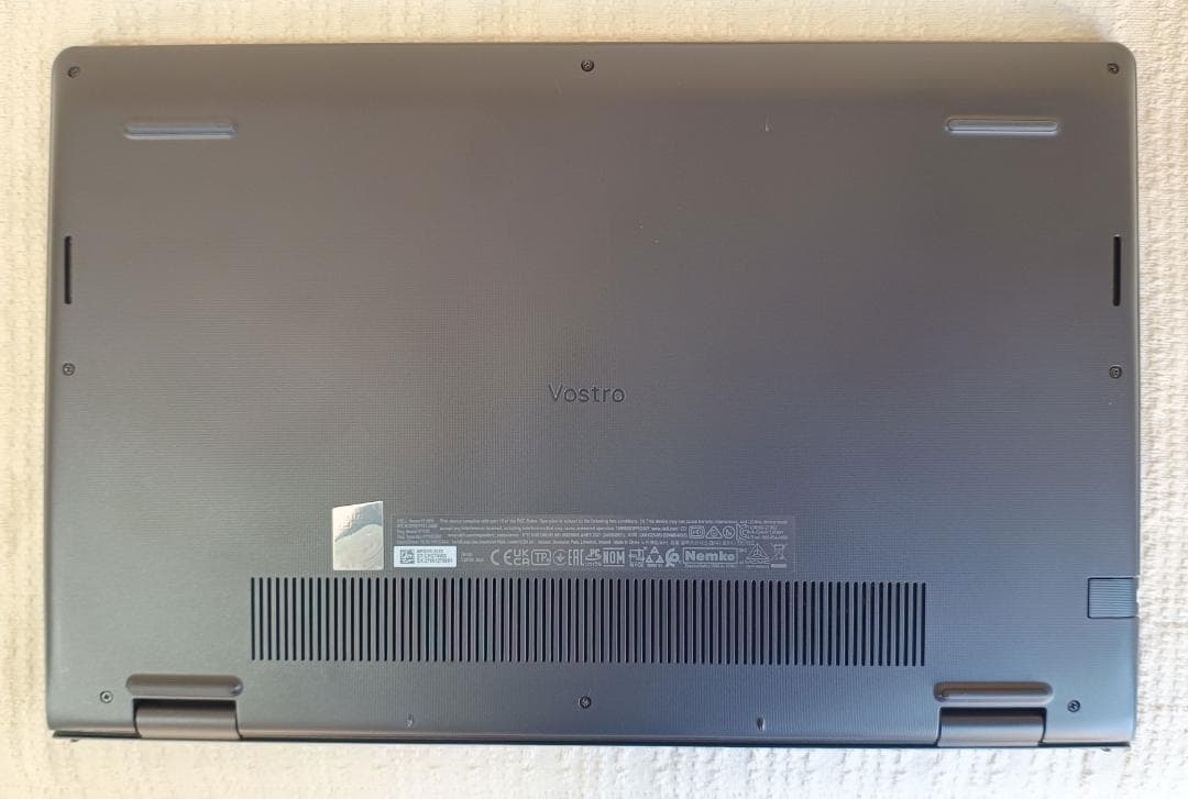DELL Vostro 15 3510 第11世代corei5搭載