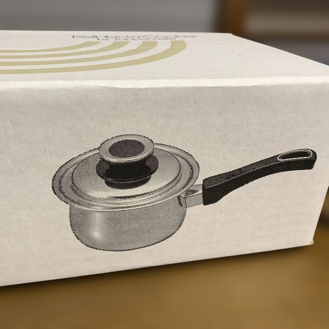 Tupperware レインボークッカー　片手鍋　１３センチ