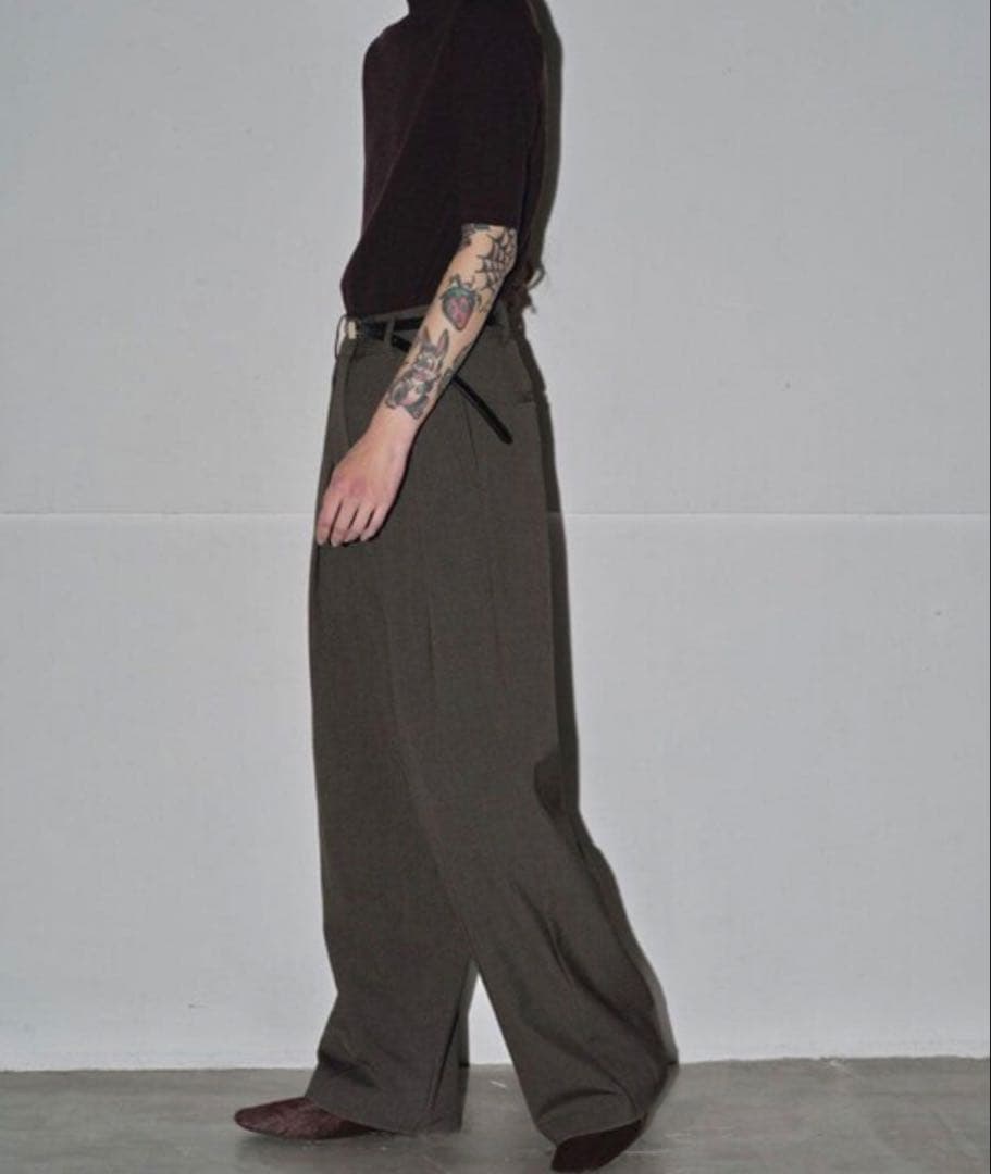 Doubletuck Smooth Trousers トゥデイフル