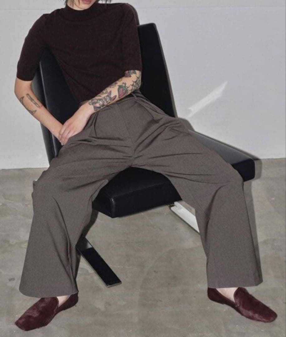 Doubletuck Smooth Trousers トゥデイフル