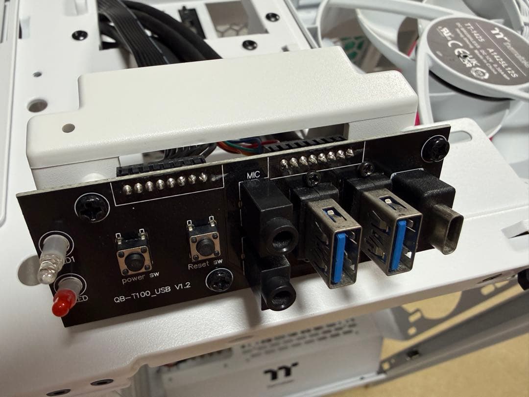 The Tower 200  PCケース