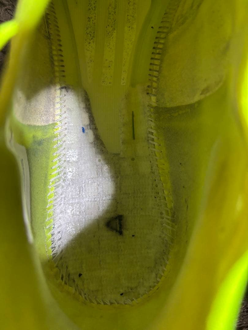 Nike Zoom サッカーシューズ ネオンイエロー　２回使用　人工芝