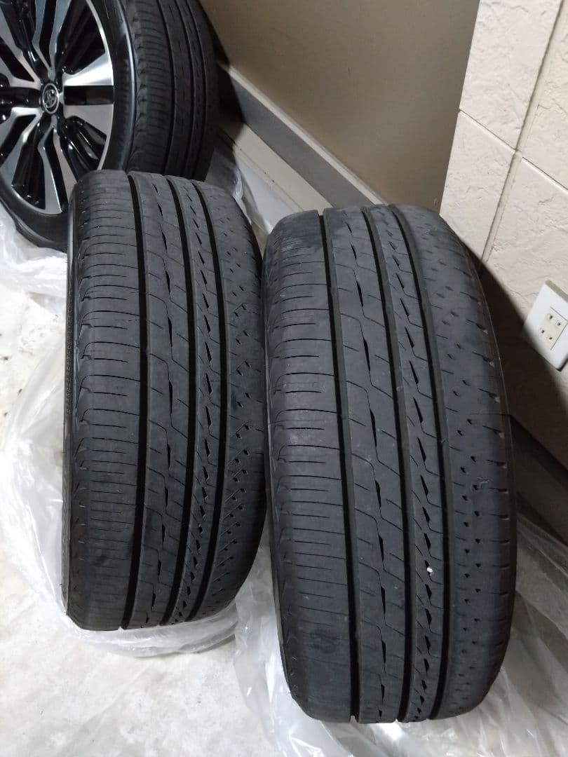 アルファード３０純正ホイールタイヤ