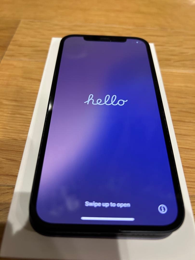 美品　Apple iPhone 12 ブラック 本体　SIMフリー