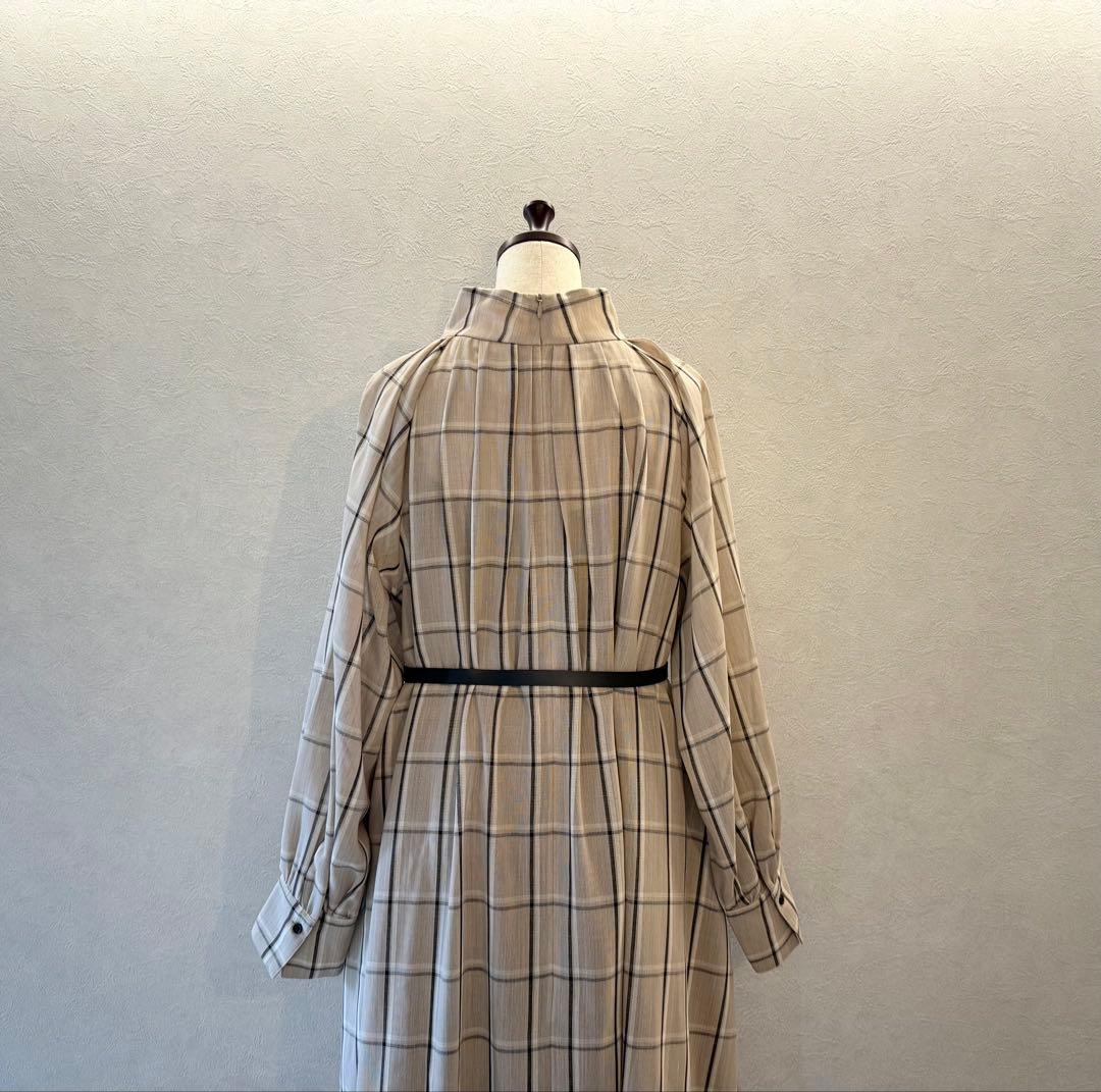 ebure 83,600円23AWクリアチェックハイネックベルト付きワンピース