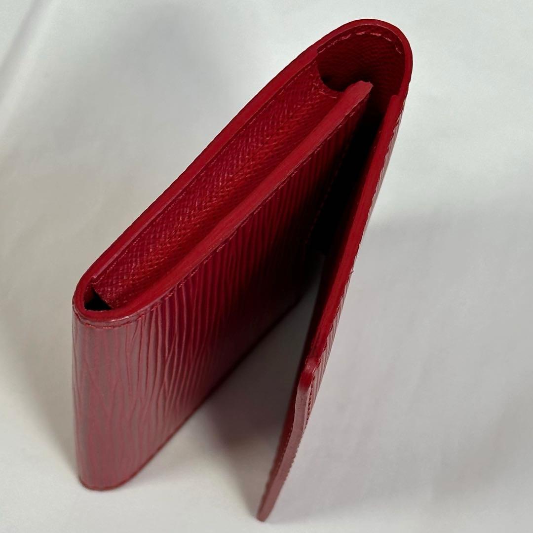 新品同様 LOUIS VUITTON エピレザー 名刺入れ ルージュ（レッド系）