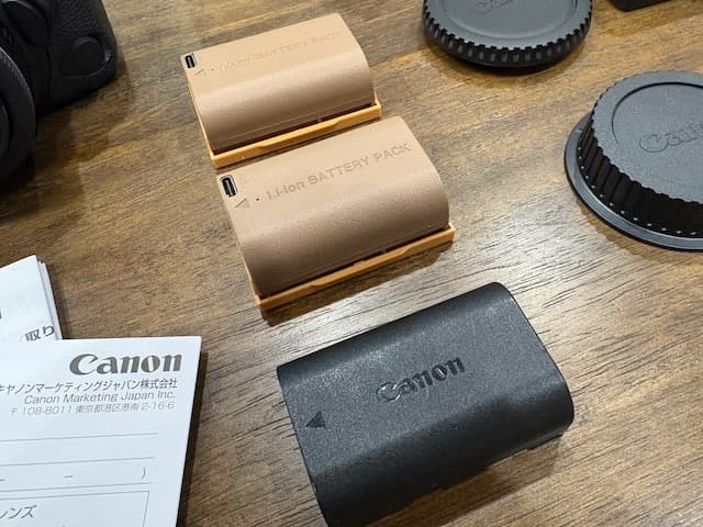 Canon EOS 6D Mark II + EF 40mm f/2.8 レンズ