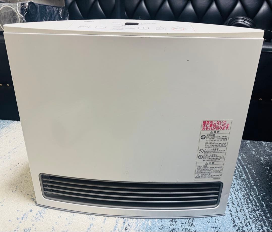 【月うさぎ 】NORITZガスファンヒーターGFH-4005S-W5