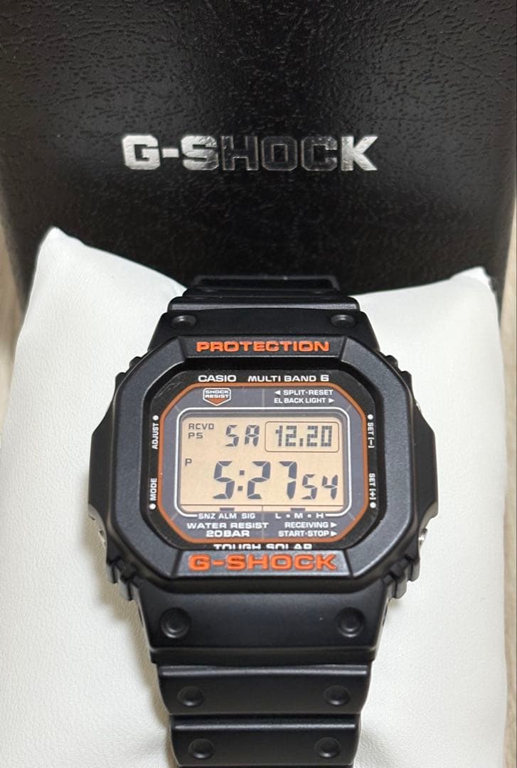 GW-M5610R-1JF G-SHOCK　ブラック腕時計　ソーラー電池