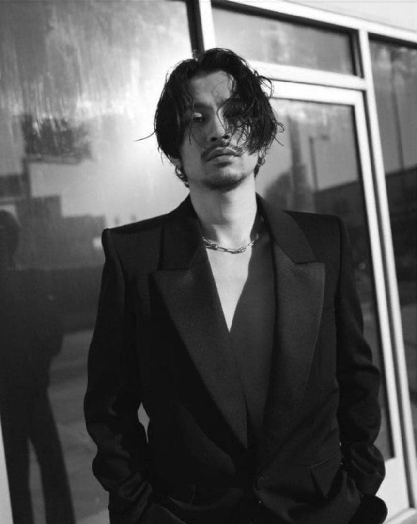 芳賀 サンローラン パワーショルダー スモーキングジャケット 23aw