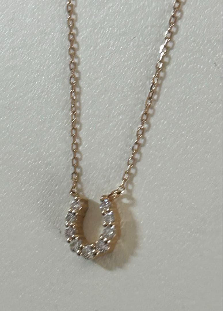 4℃ K18 ダイヤ　ホースシュー　ネックレス