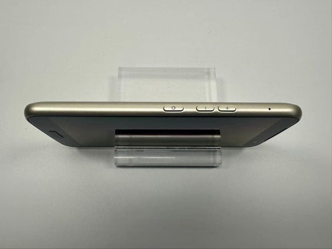 NTT docomo らくらくスマートフォン F-53E ゴールド ジャンク