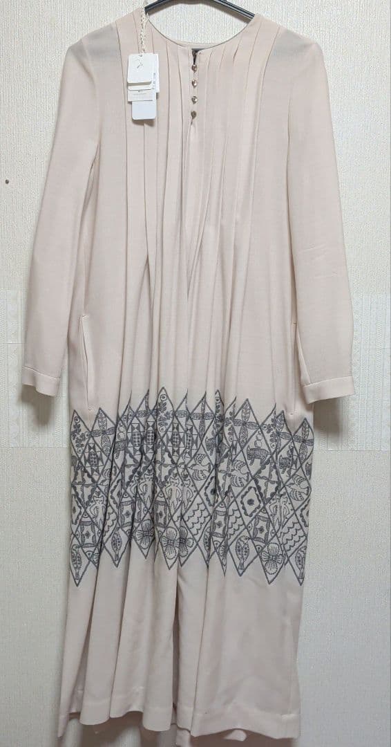 ミナペルホネン symphony ワンピースドレス　ライトベージュ　サイズ36