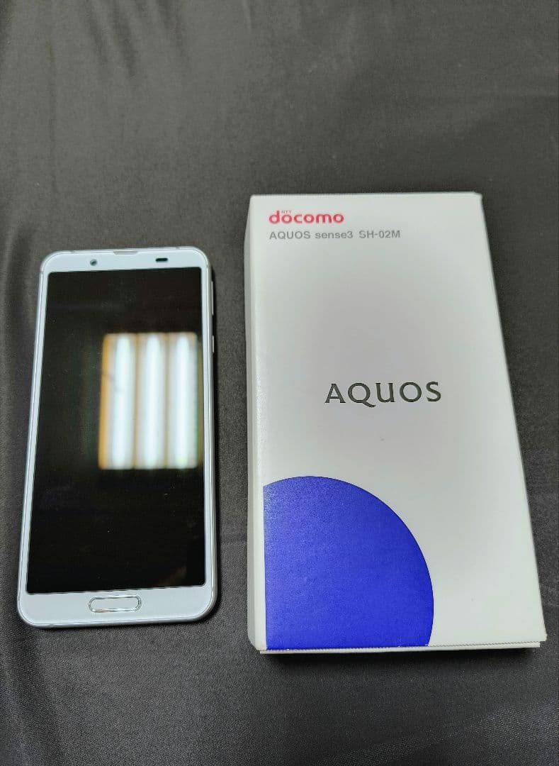 AQUOS　Sense3 SH02M