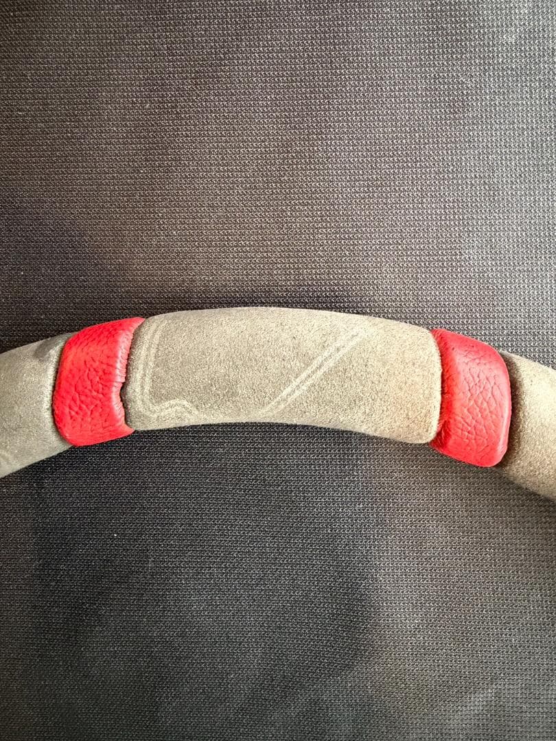 momo ステアリング U-02 ULTRA RED 純正ホーンボタン付き