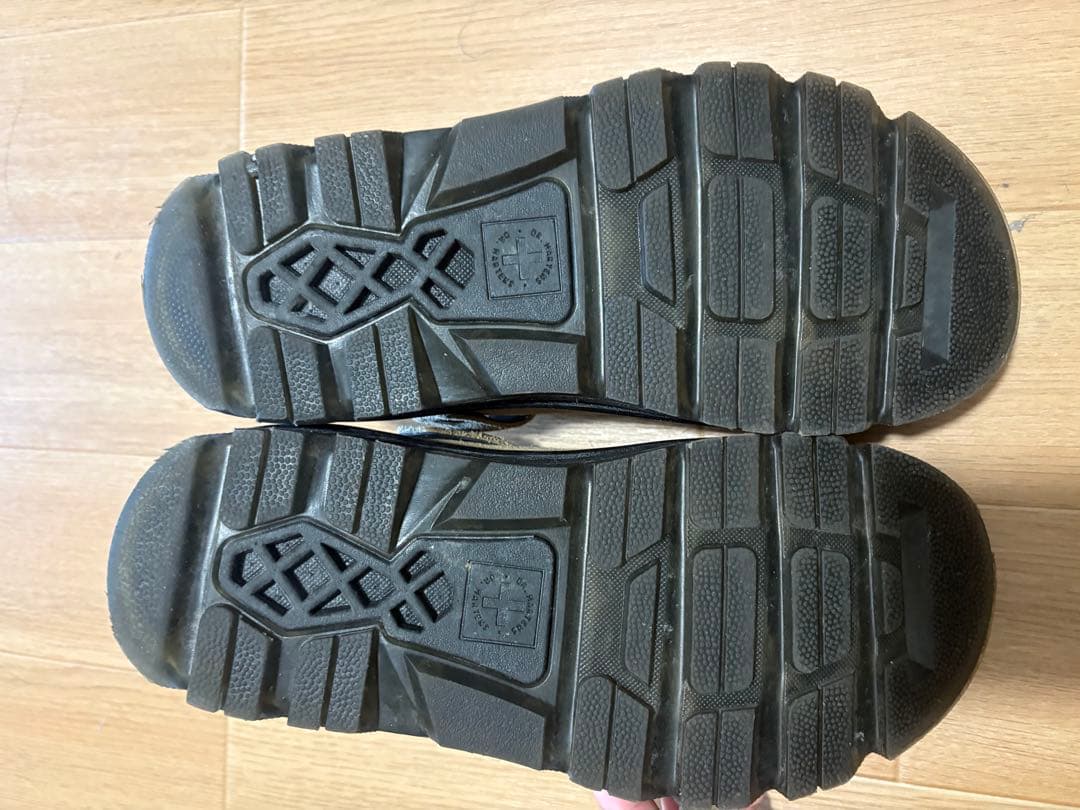 靴 Dr.Martens Zebzag \"Savannah Tan\"