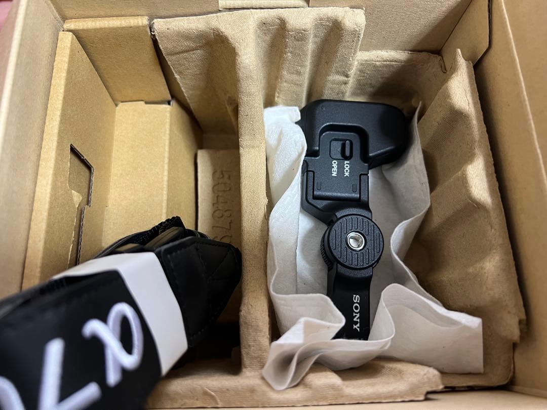 【中古品】SONY α7C R ミラーレスカメラ