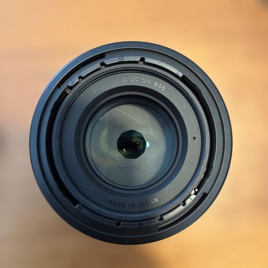 【かー】SIGMA 56mm F1.4 DG DN レンズ Xマウント