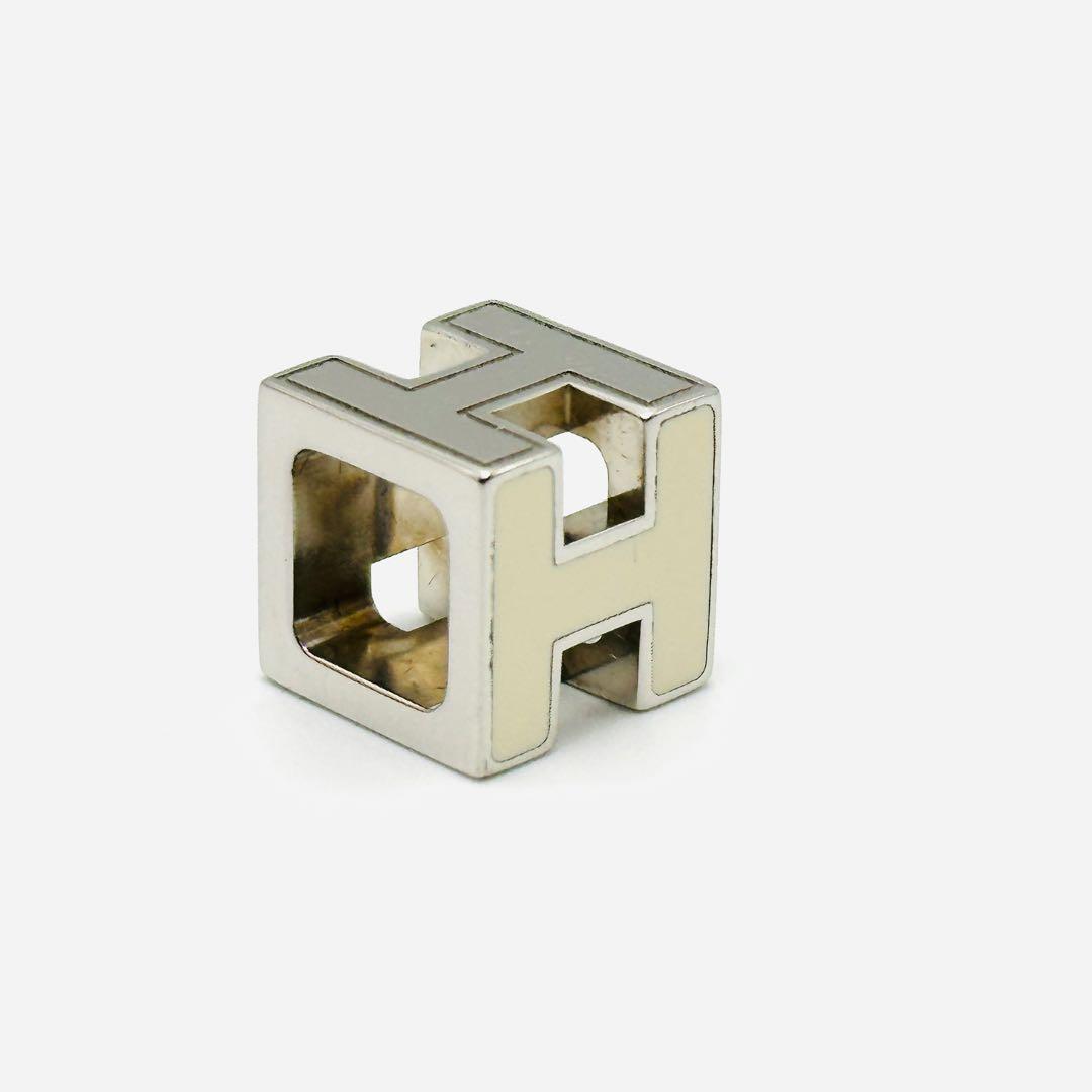 HERMES ペンダントトップ　Hキューブ　カージュ　ド　アッシュ　シルバー
