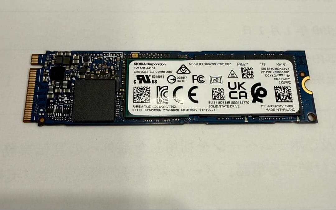 KXG60ZNV1T02 nVme 1 TB SSD動作確認済み
