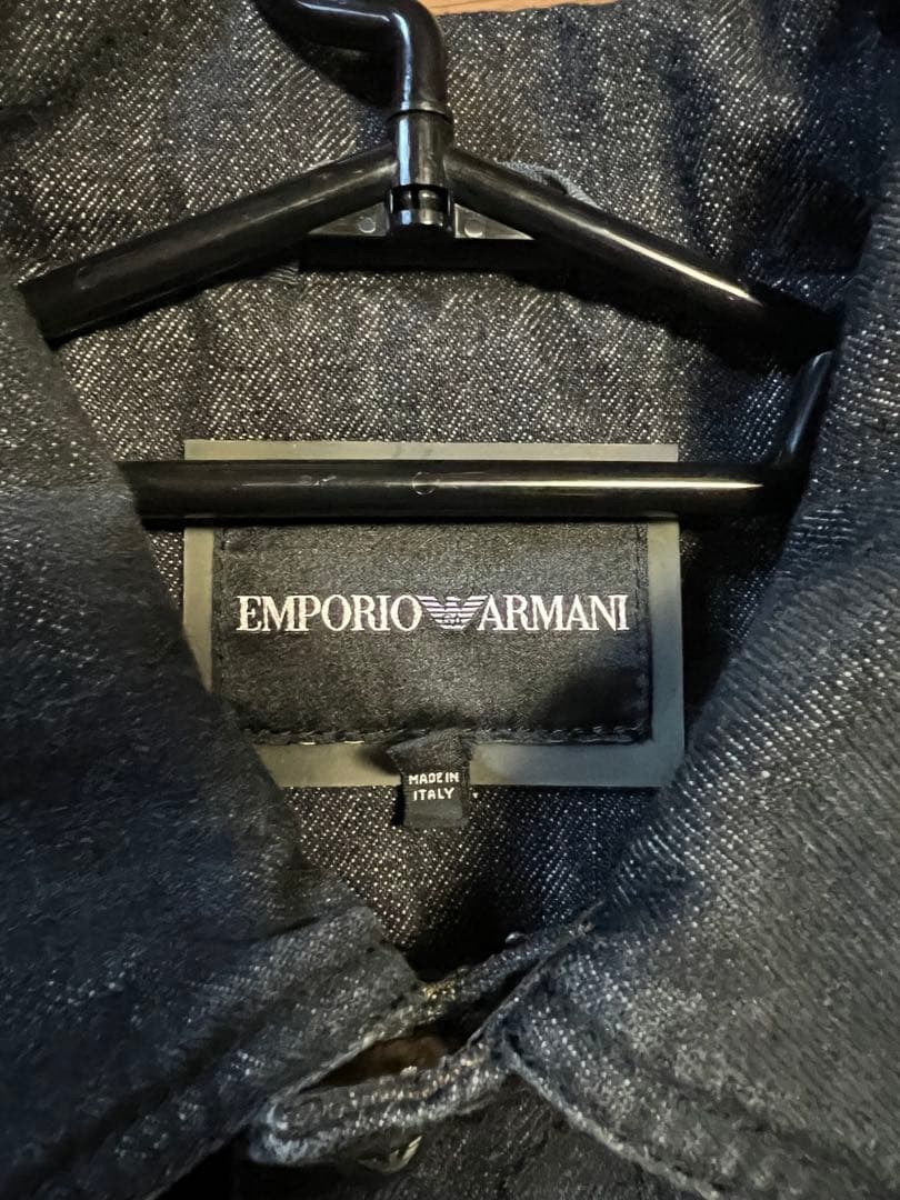 新品 EMPORIO ARMANI ブラックデニムジャケット