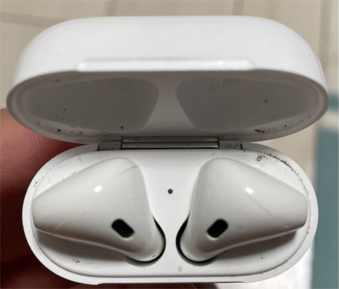 AirPods 第二世代（正規品）
