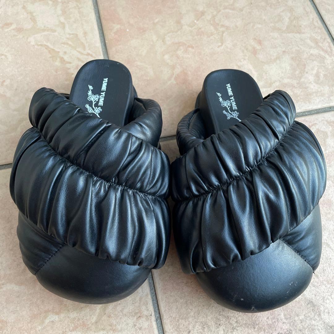 YUME YUME パデッドミュールサンダル