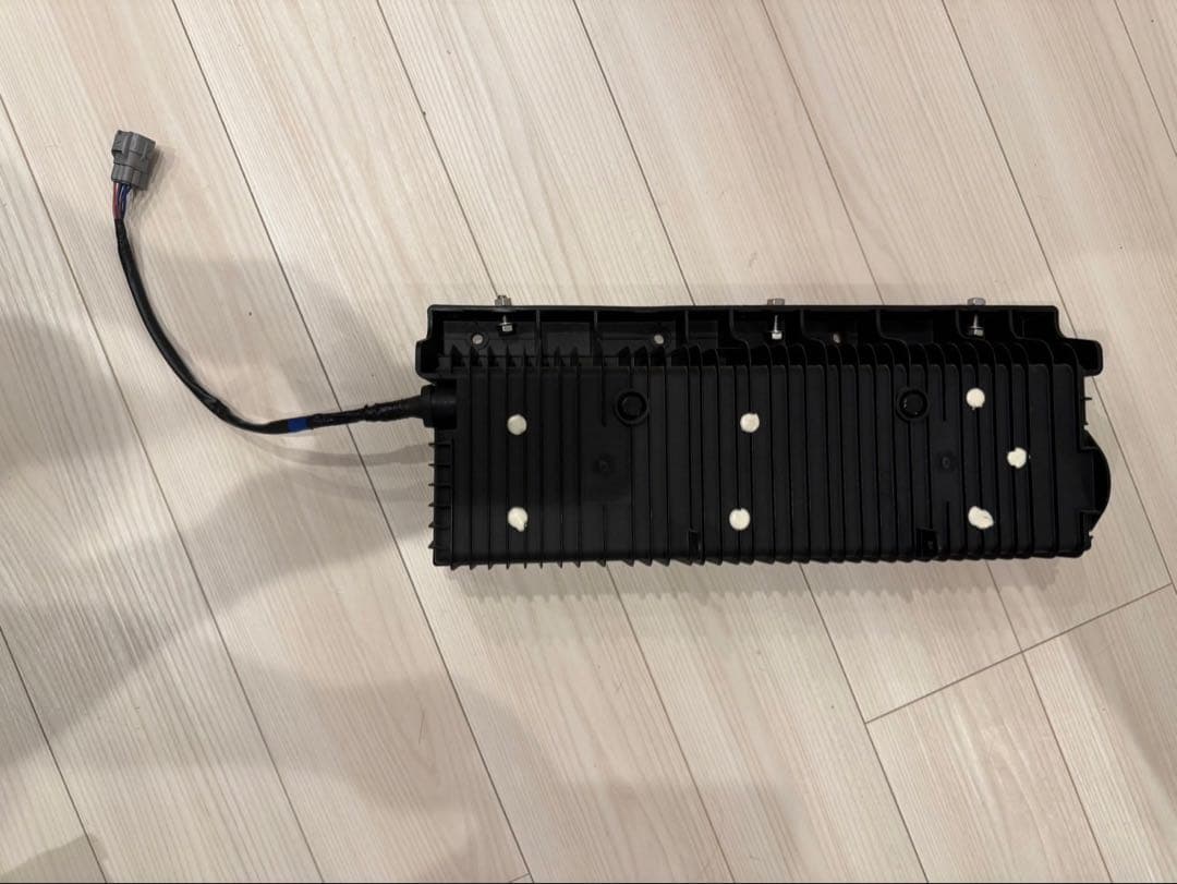 大型トラック　純正テール