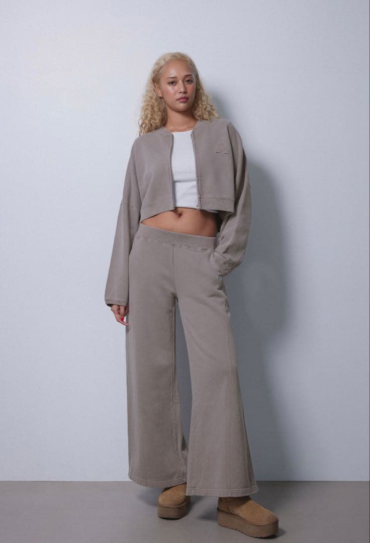 ALEXIASTAM ウェルネス セットアップ