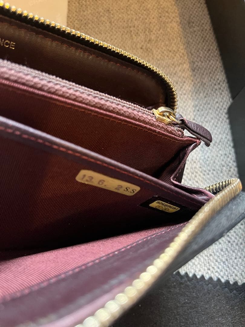 CHANEL キャビアスキン　ラウンドファスナー　ブラック キルティング 長財布