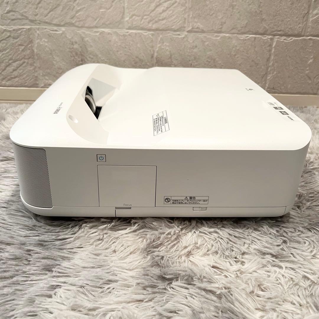 【極美品】epson ホームプロジェクター EH-LS650W ヤマハサウンド