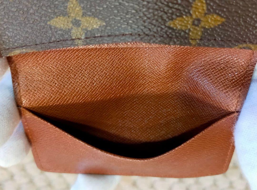 ᒪOᑌIՏ ᐯᑌITTOᑎ ルイヴィトン モノグラム 名刺入れ