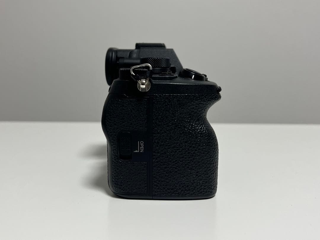 SONY α7iv本体 バッテリー2個付き