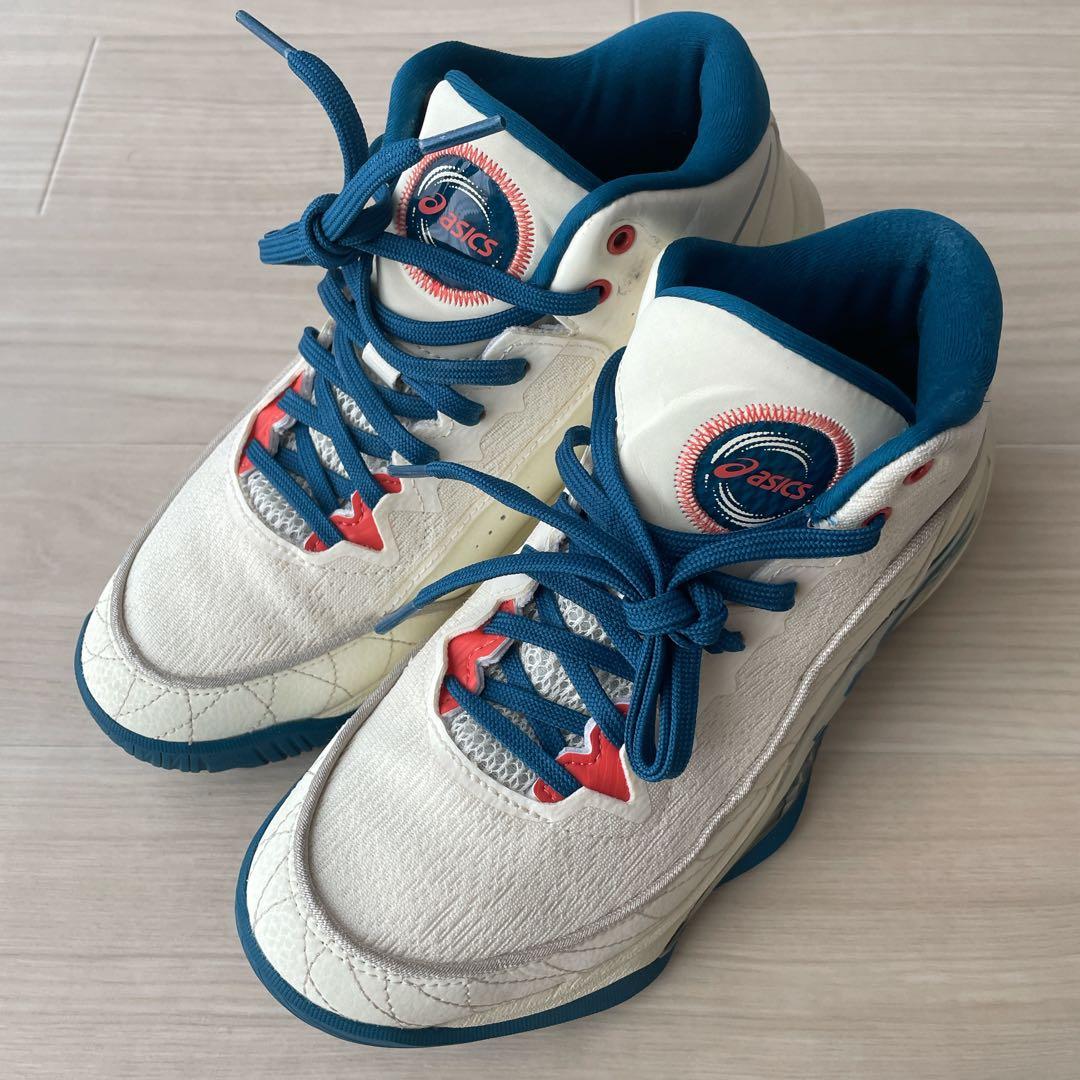 【美品】asics バッシュ　25㎝　アンプレアルス 3