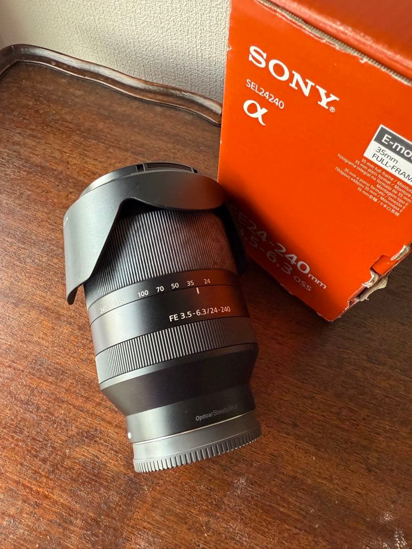 SONY FE 24-240mm F3.5-6.3 OSS ズームレンズ
