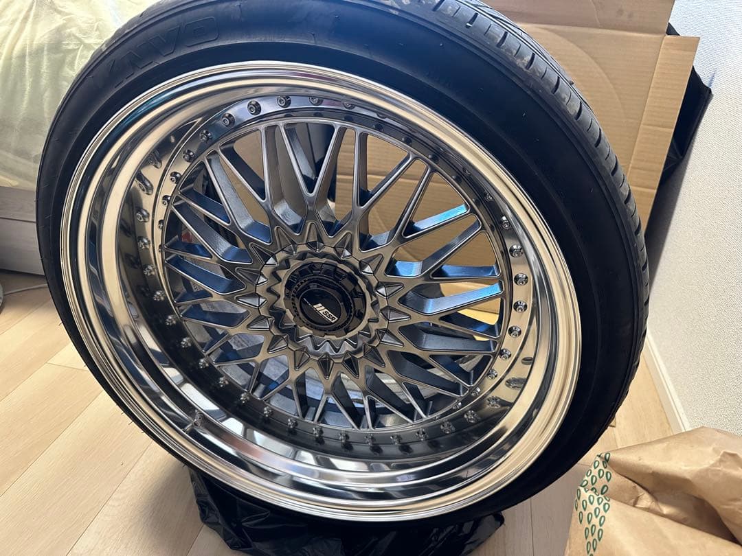 ①あゆ20インチホイール