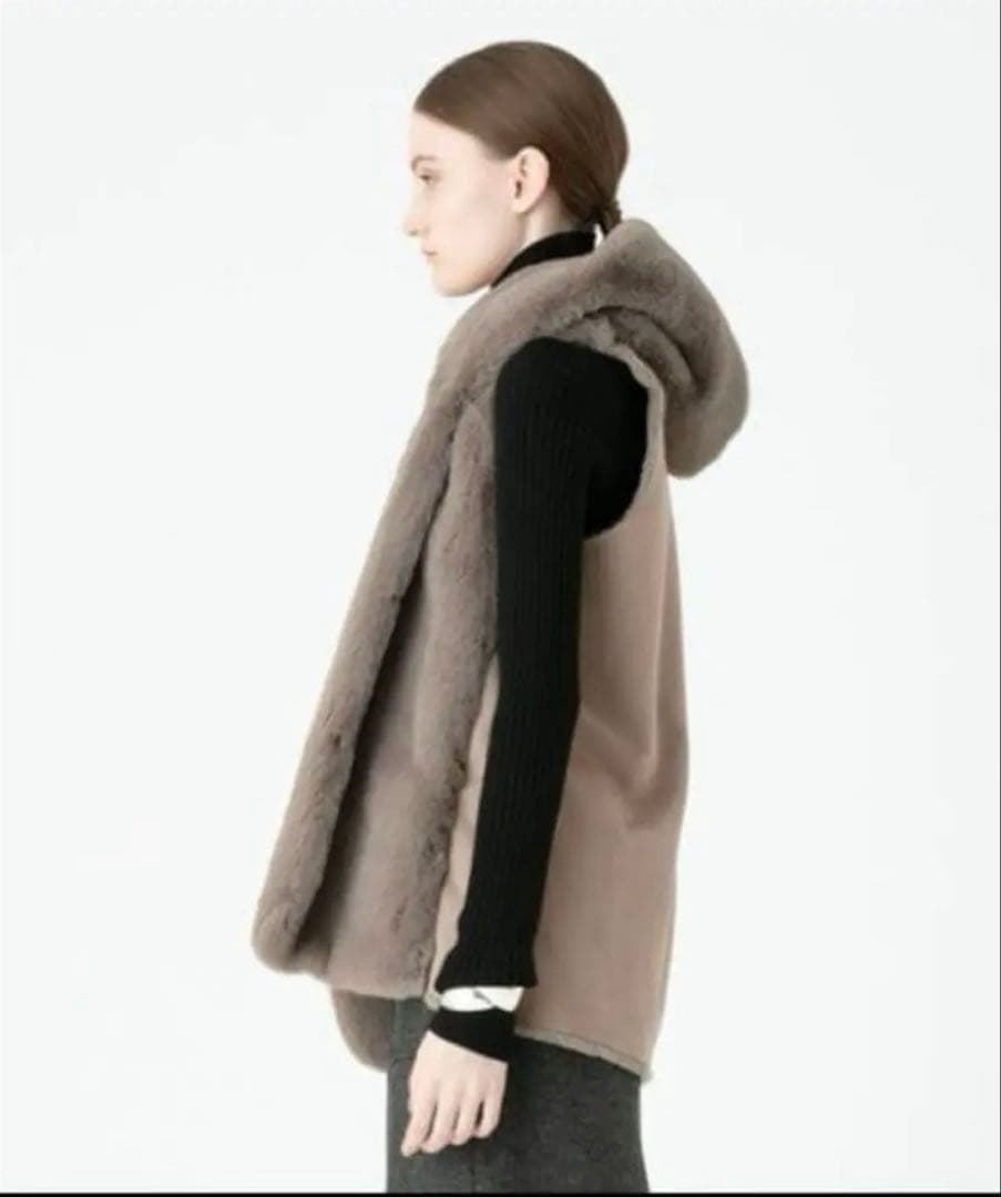 フェイクファー フーディージレ　モカ　allureville ベスト