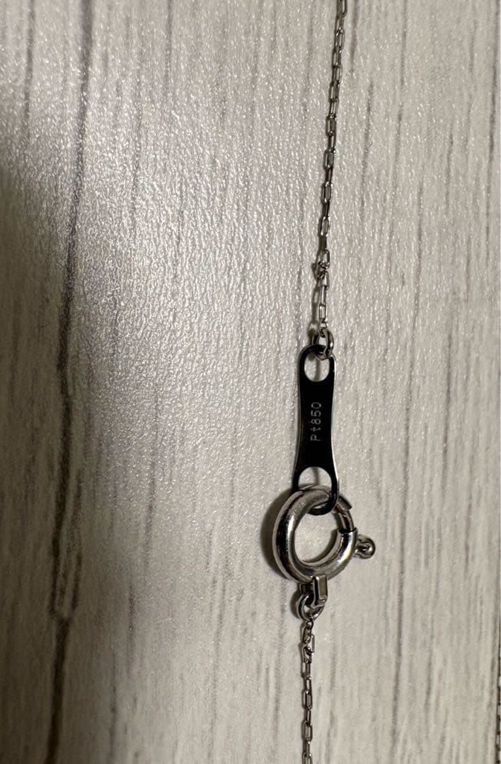 【最終お値下げ　近日中削除予定】pt プラチナ　雫型　ペンダント　40cm