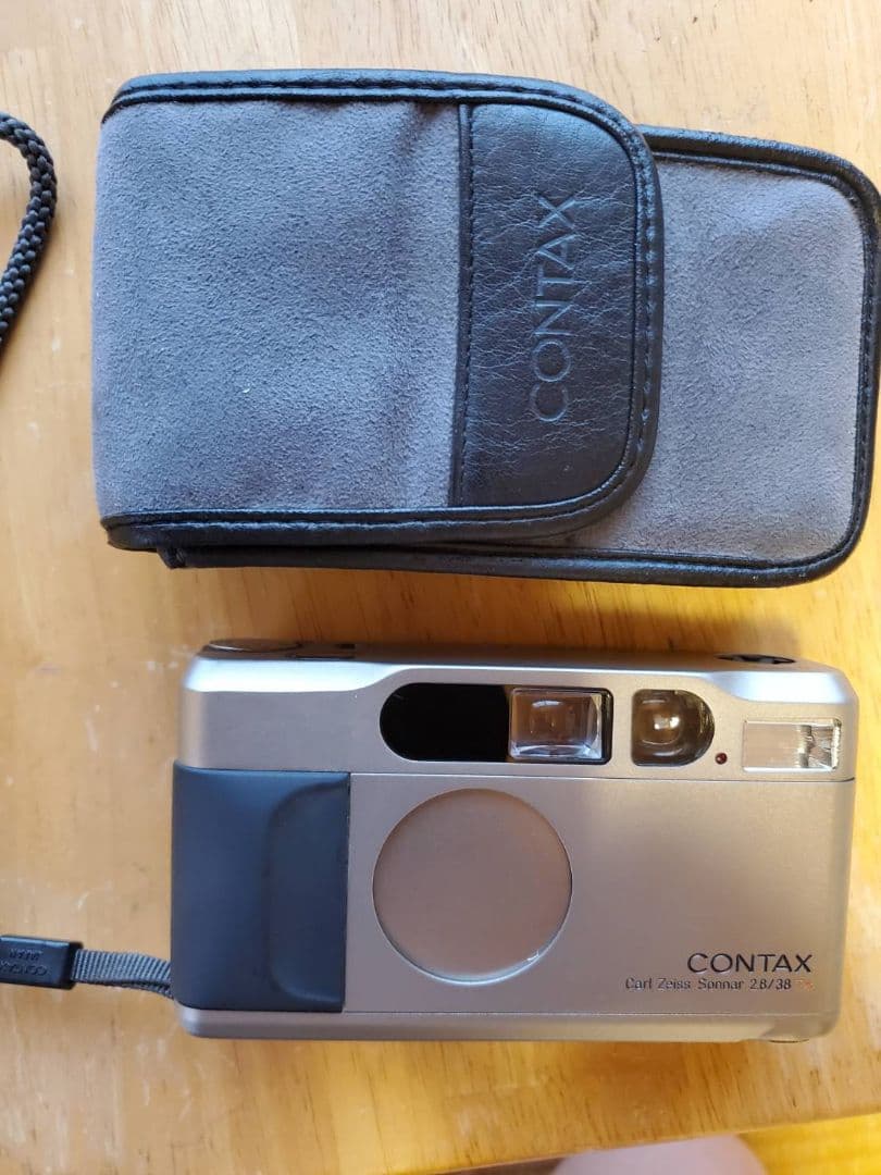 CONTAX T2 フィルムカメラ Carl Zeiss Sonnar 付き