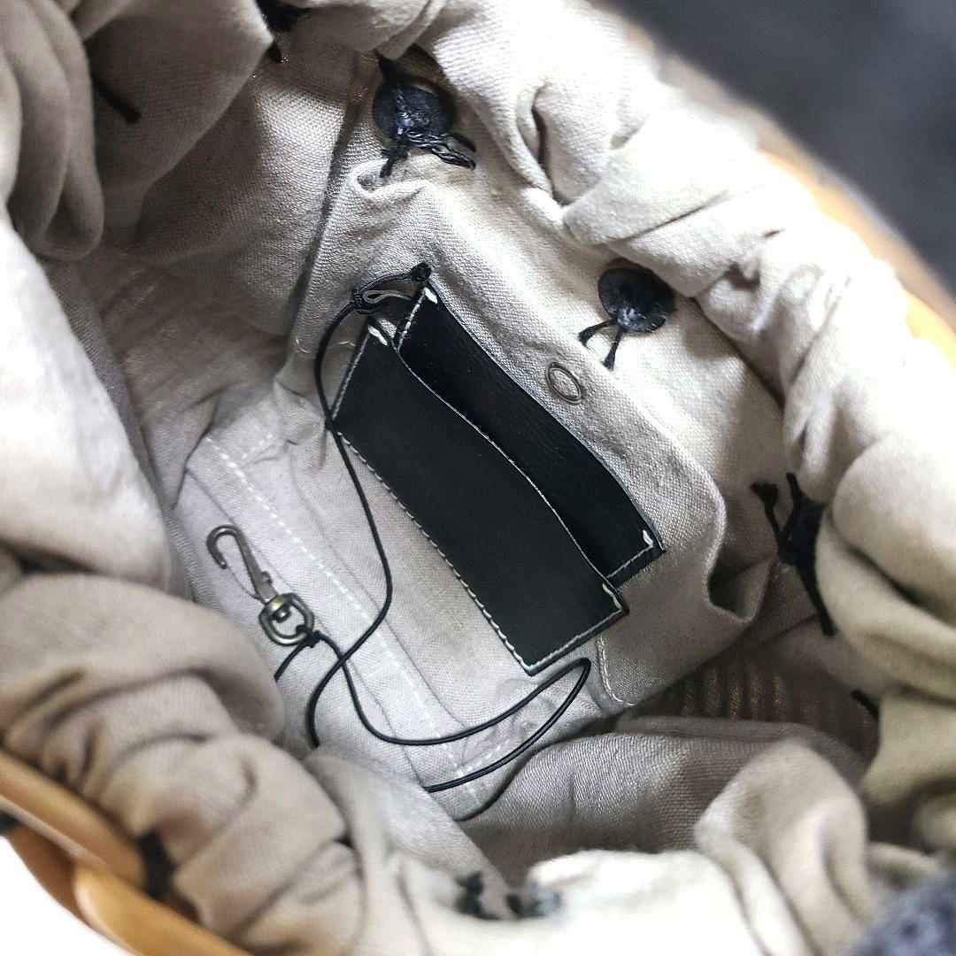 【希少】　エバゴス　かごバッグ　紅藤　鏡付き　天然素材　被せハンドル　装飾