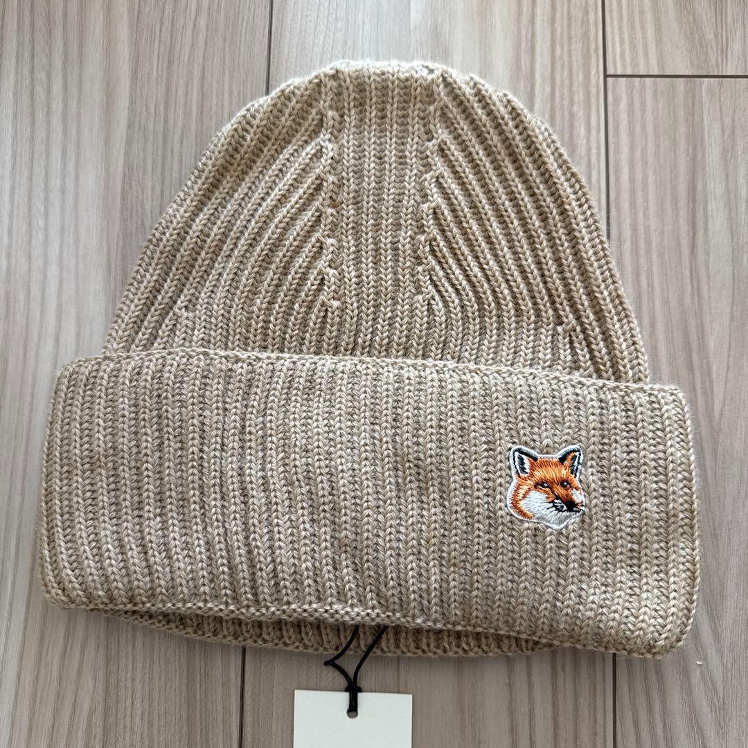 MAISON KITSUNÉ ベージュニット帽