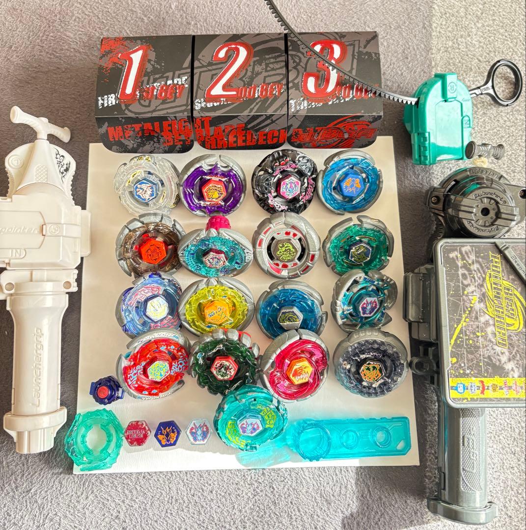 メタルファイトベイブレード　まとめ売り　17個　ランチャー付き
