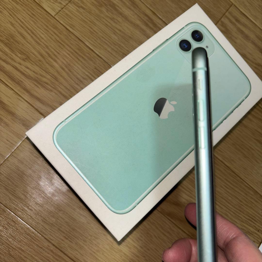 iPhone11グリーン64GB美品SIMフリー箱ありSIMピンガラスフィルム付